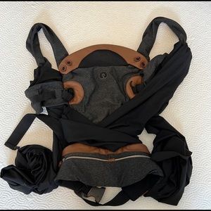 RARE ✨ Like New Boppy Carrier Hybrid